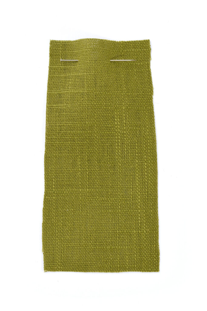 ARDENNE pure linen in the colour PIC VERT